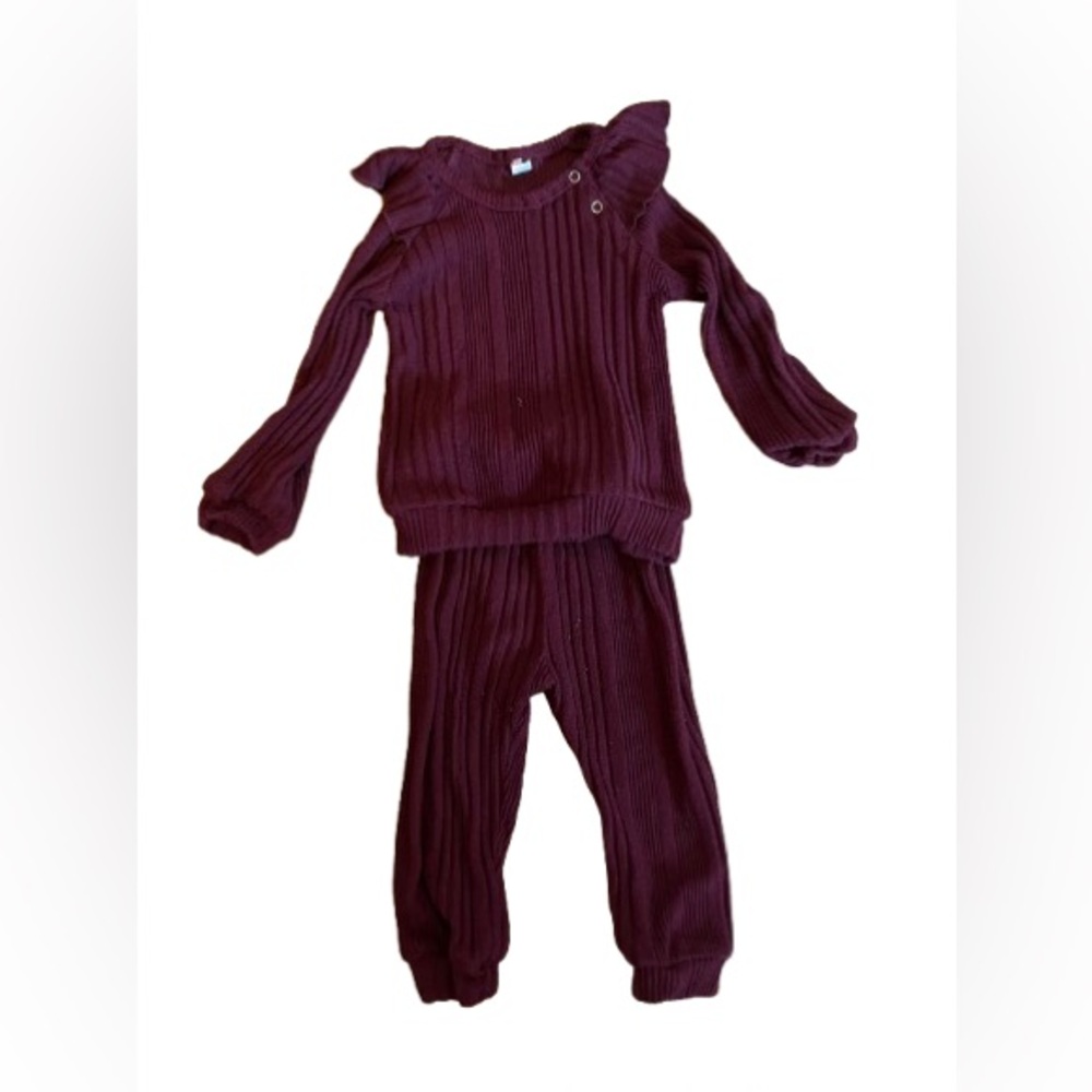 Ribbed Two-Piece Outfit with Headband in Burgundy - NWOT